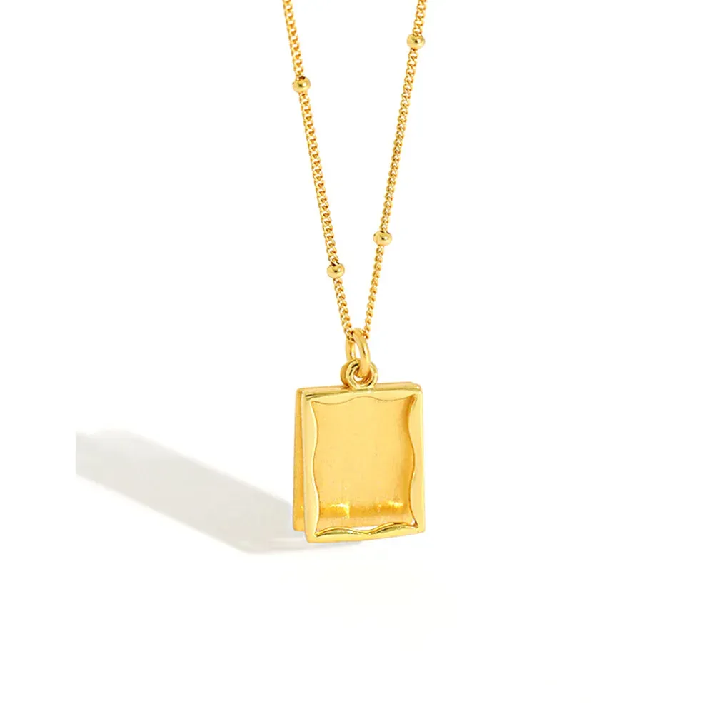 ANDYWEN сребърно колие с голям квадратен медальон и дълга верижка