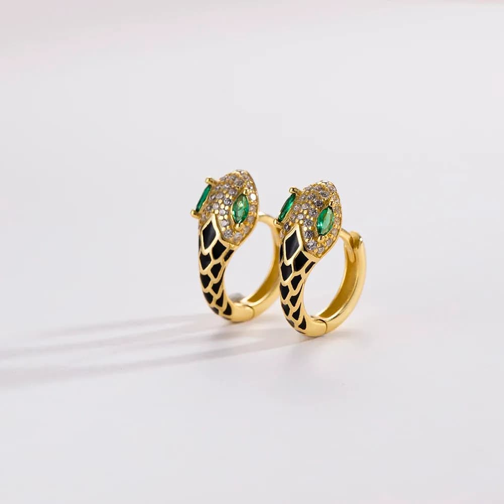 ANDYWEN 925 сребърни хъги обеци с черен змийски акцент и зелен циркон