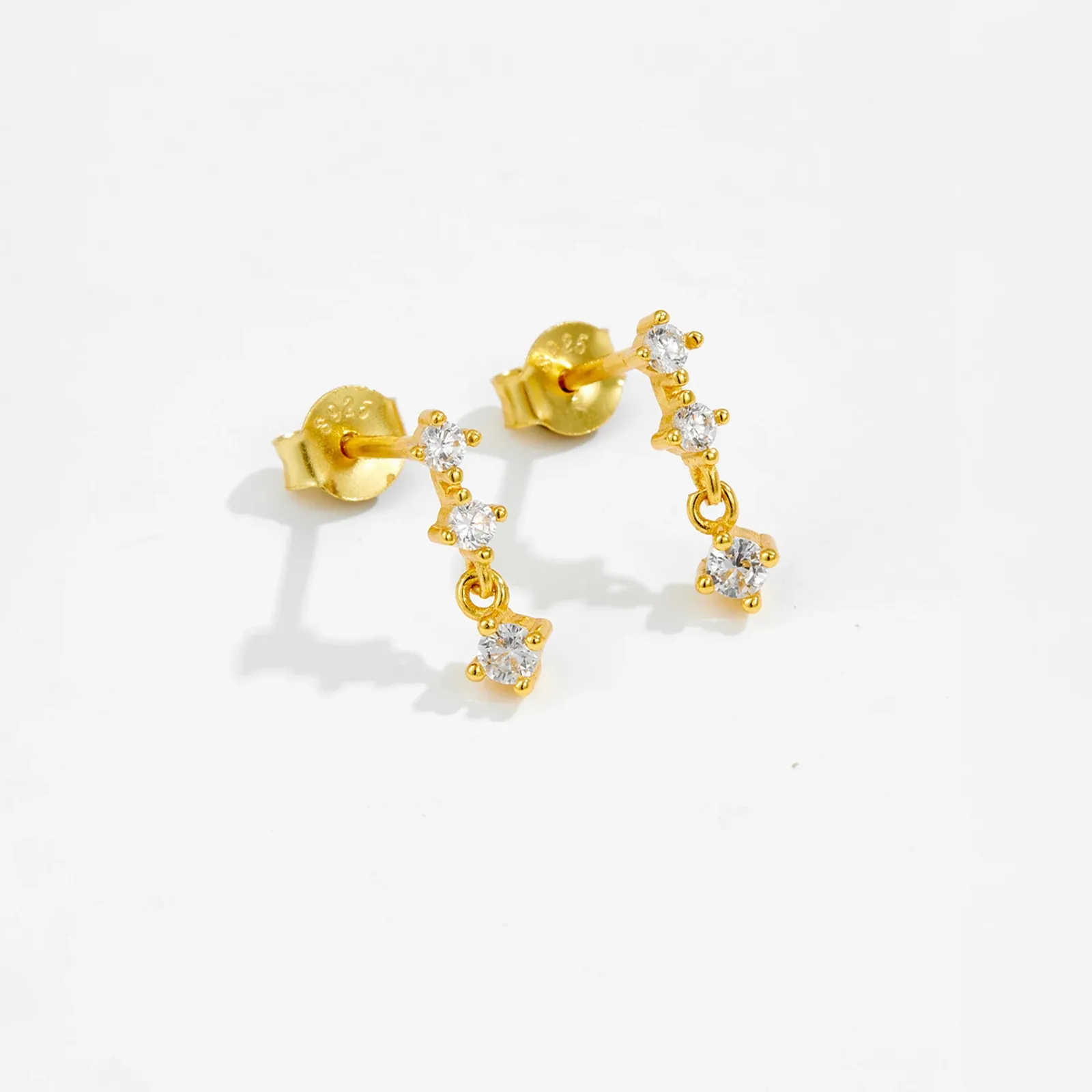 Фини капковидни обеци от 925 сребро с позлата и CZ