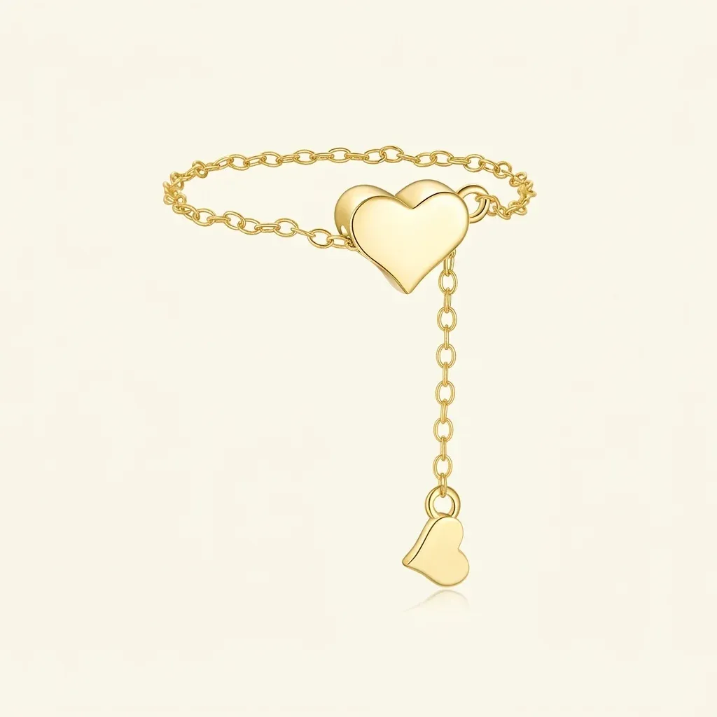 Златист регулируем пръстен със сърце