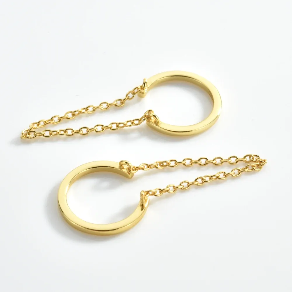 Фина регулируема Ear Cuff обеца от 925 сребро със златист акцент и CZ