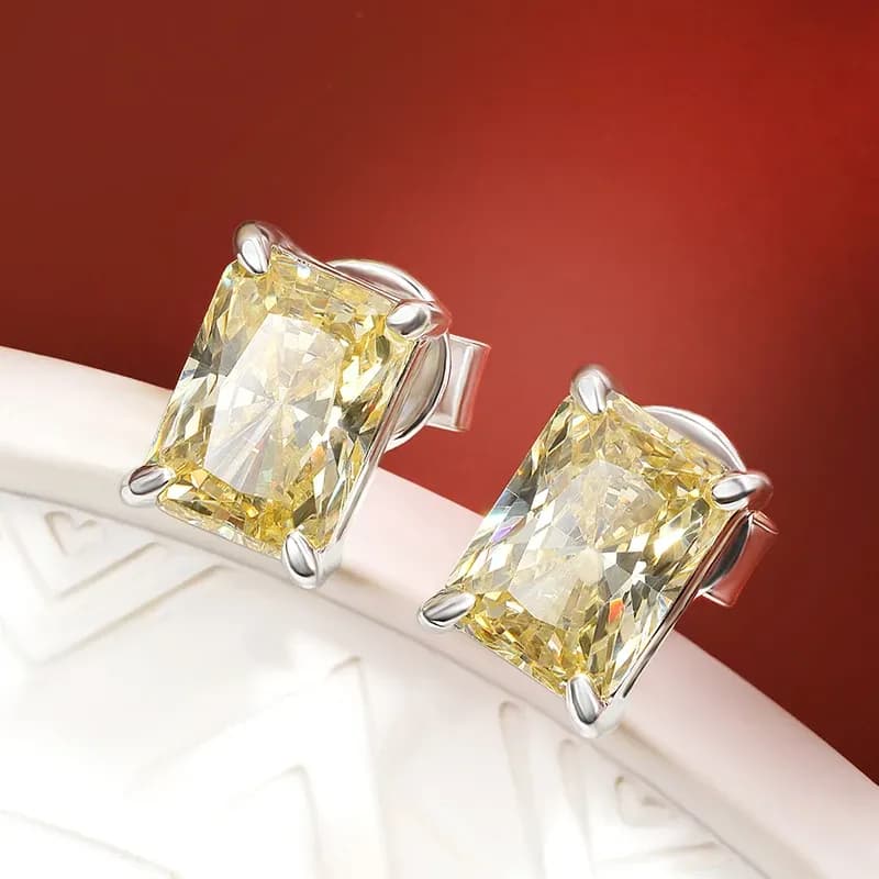 Сребърни обеци с жълт циркон 5×7 мм и изчистен геометричен силует