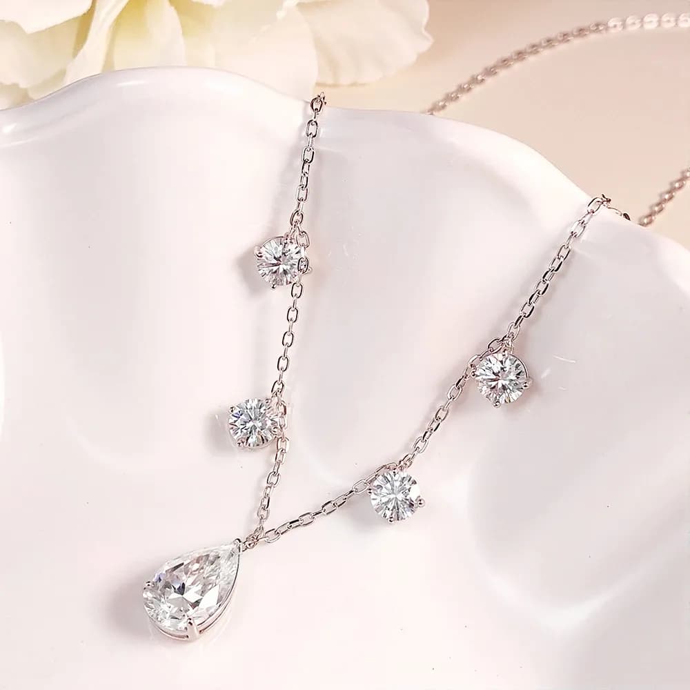 Дамско колие с моисанит капка и 925 сребро Oevas