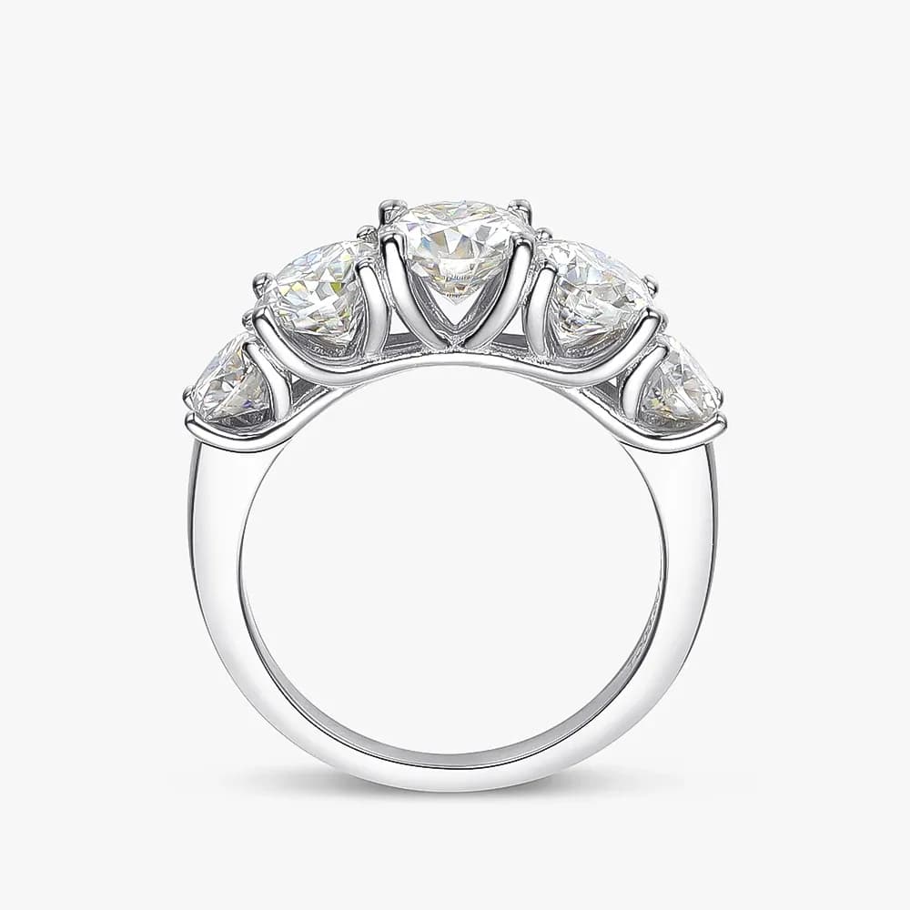 Сребърен пръстен с моисанит 3.6 карата и бяло златист финиш