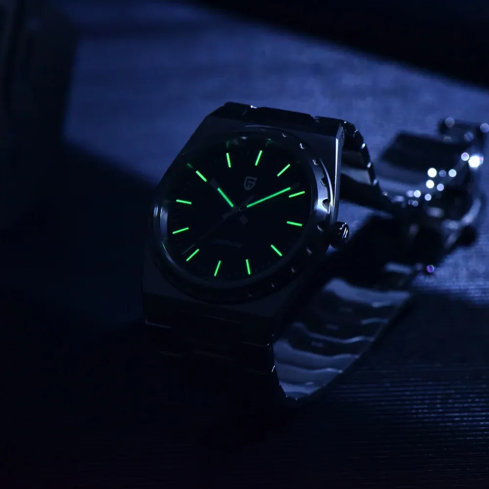 Тънък мъжки кварцов часовник AP с сапфир и 10 Bar