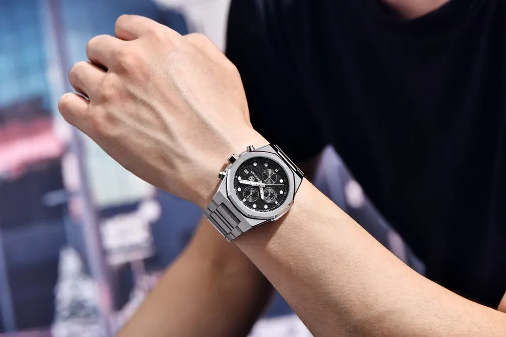 Мъжки кварцов хронограф BENYAR със стоманена верижка и календар