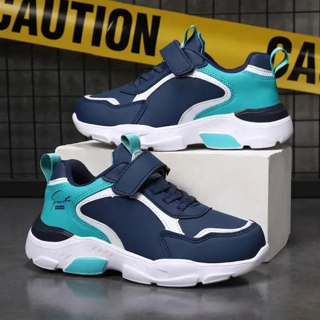 Детски сини спортни обувки с велкро