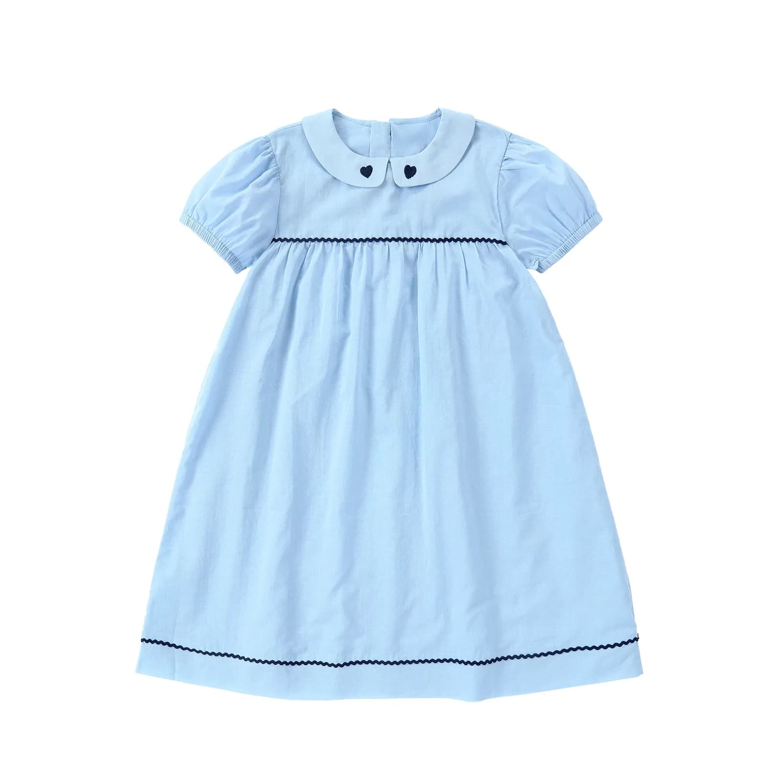 Детска пролетна рокля с бродерия и кариран комплект за семейни визии