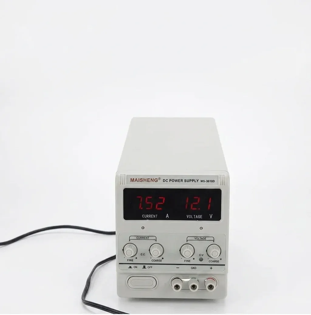 Захранващ блок с цифров дисплей отпред