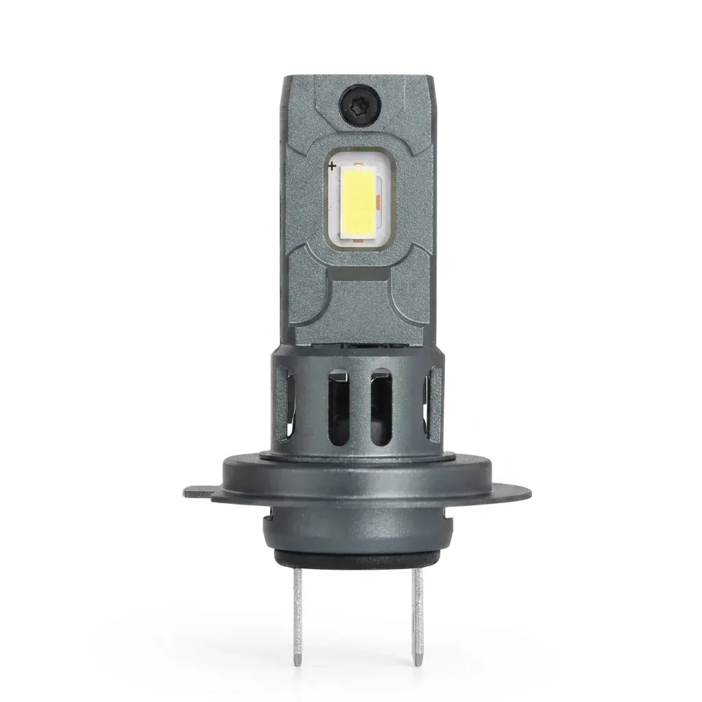 Компактна H7 LED крушка за фар